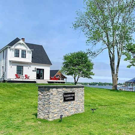 Harbor View Landing 호텔 미스틱 외부 사진