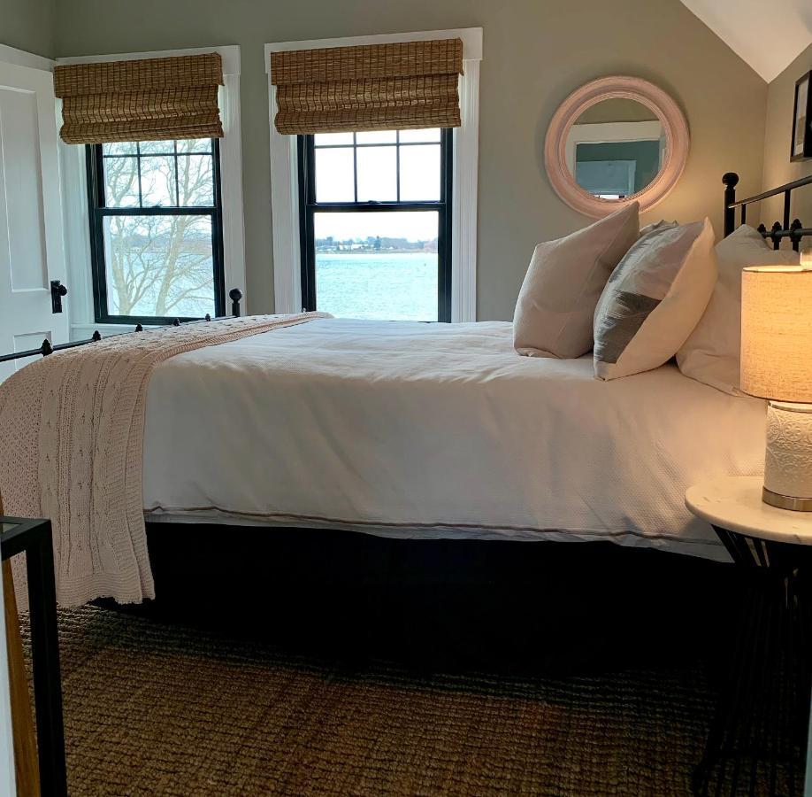 Harbor View Landing 호텔 미스틱 외부 사진